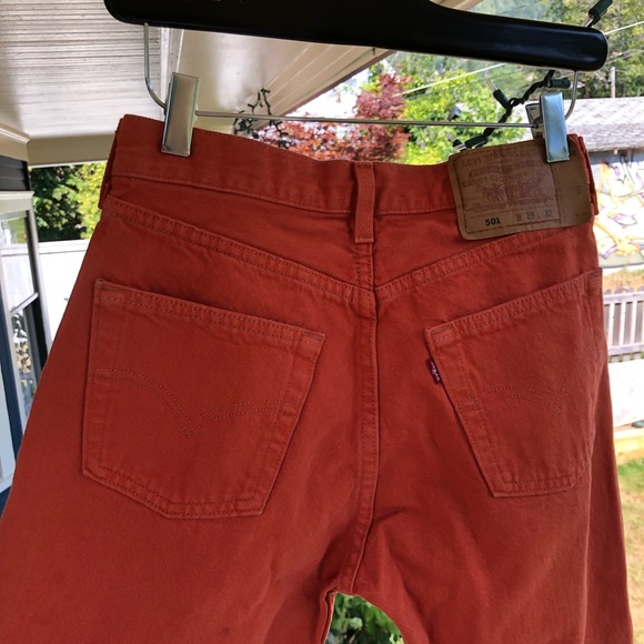 Bright orange vintage Levi’s - Picture 2 of 3